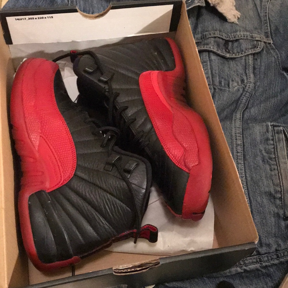 Air Jordan 12 Retro BG